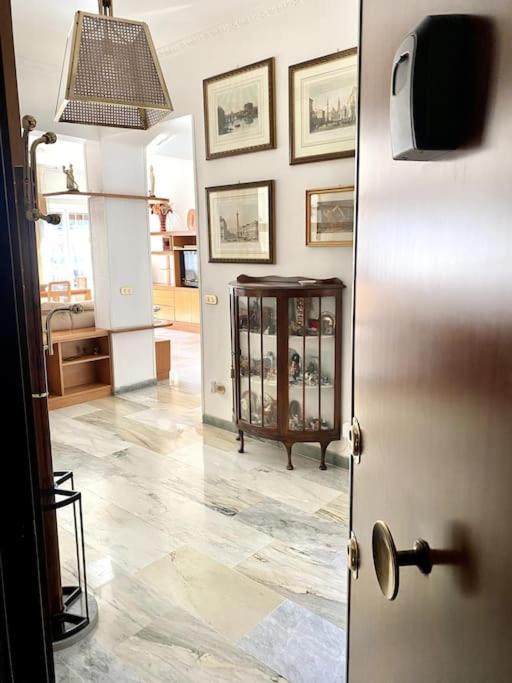 Appartement Golden Valley House 4-8 Pax - Box Auto Metro B1 Conca D'oro Treno Val D'ala Rome