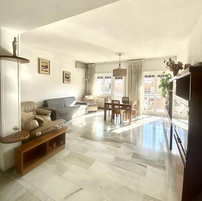Appartement Golden Valley House 4-8 Pax - Box Auto Metro B1 Conca D'oro Treno Val D'ala
